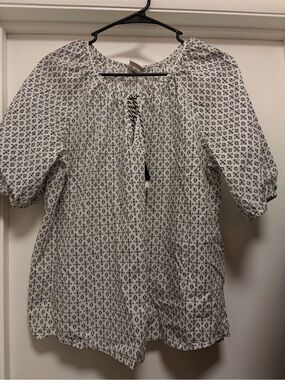 White and Black Printed Peasant Top